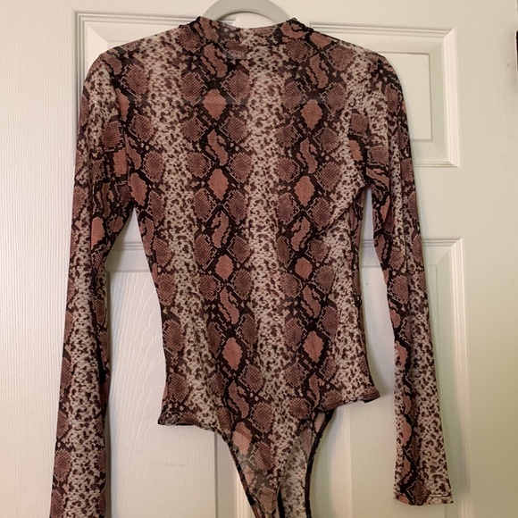 Snakeskin Mesh Bodysuit - Picture 6 of 7